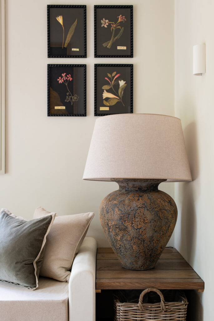 Côte d’Azur Farmhouse - Salon Lighting